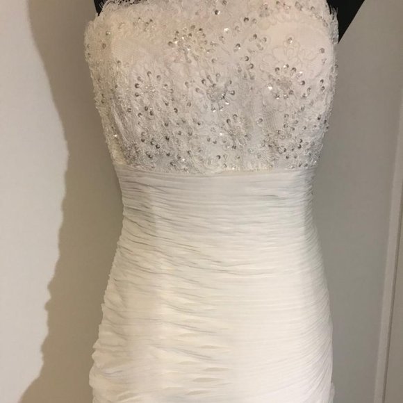 MARRA'S BRIDAL - Picture 5 of 7